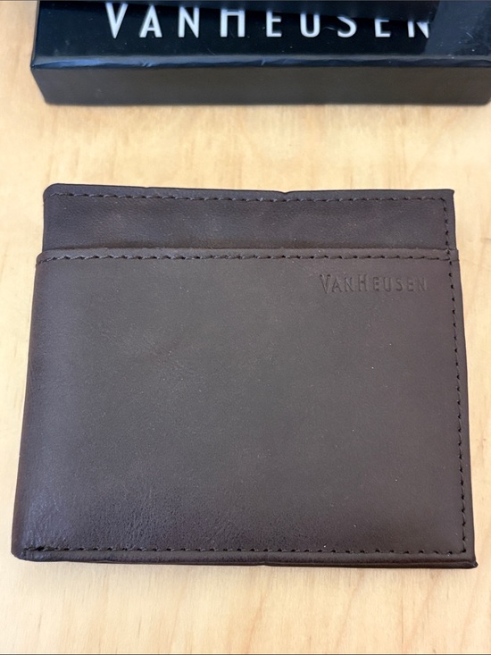 Van Heusen Brown Leather Bi-Fold Wallet with Elastic Band main image 6